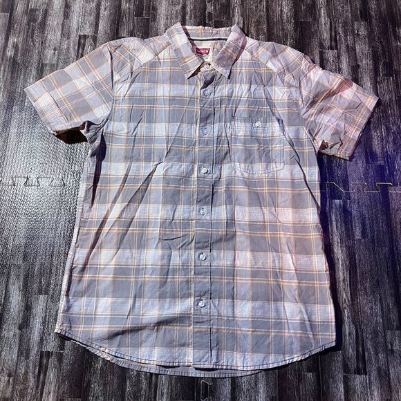 Levi's Men's Plaid Short Sleeve Button Down Shirt - Picture 1 of 4